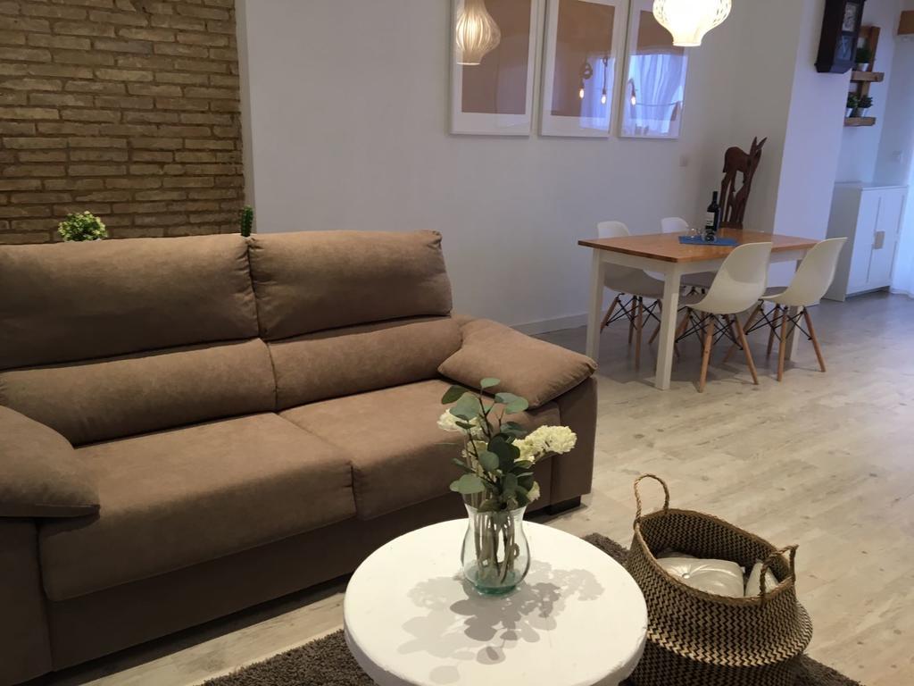 Domus Valencia Apartamentos Loft Zona Pechina エクステリア 写真