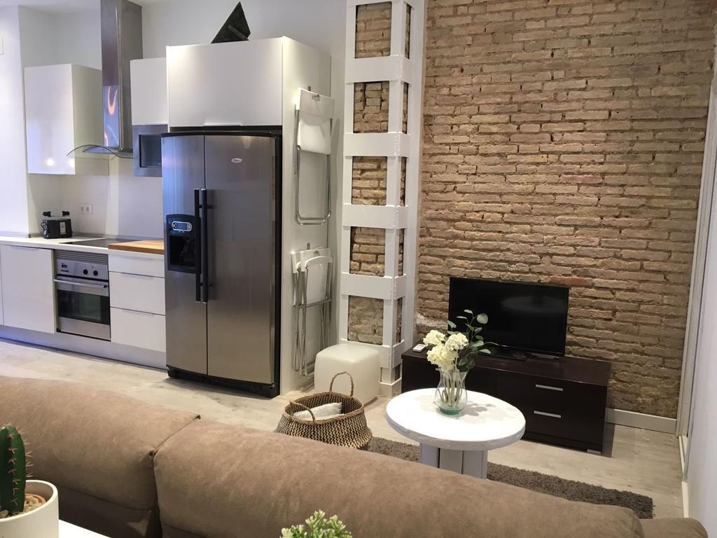 Domus Valencia Apartamentos Loft Zona Pechina エクステリア 写真