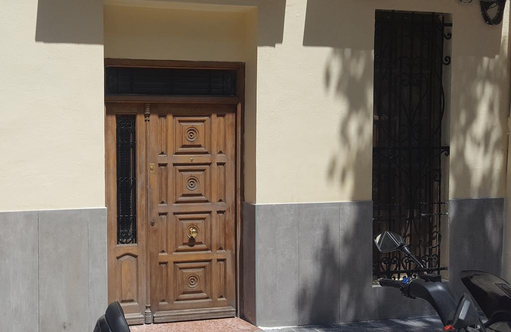Domus Valencia Apartamentos Loft Zona Pechina エクステリア 写真